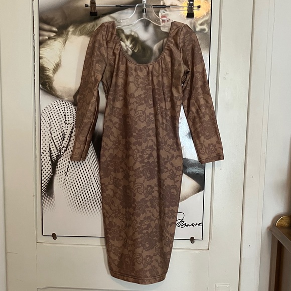 American Apparel Dresses & Skirts - American Apparel copper hues flower patterned bodycon low back mini XXS